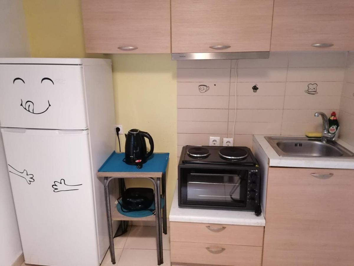Modern Apartment *